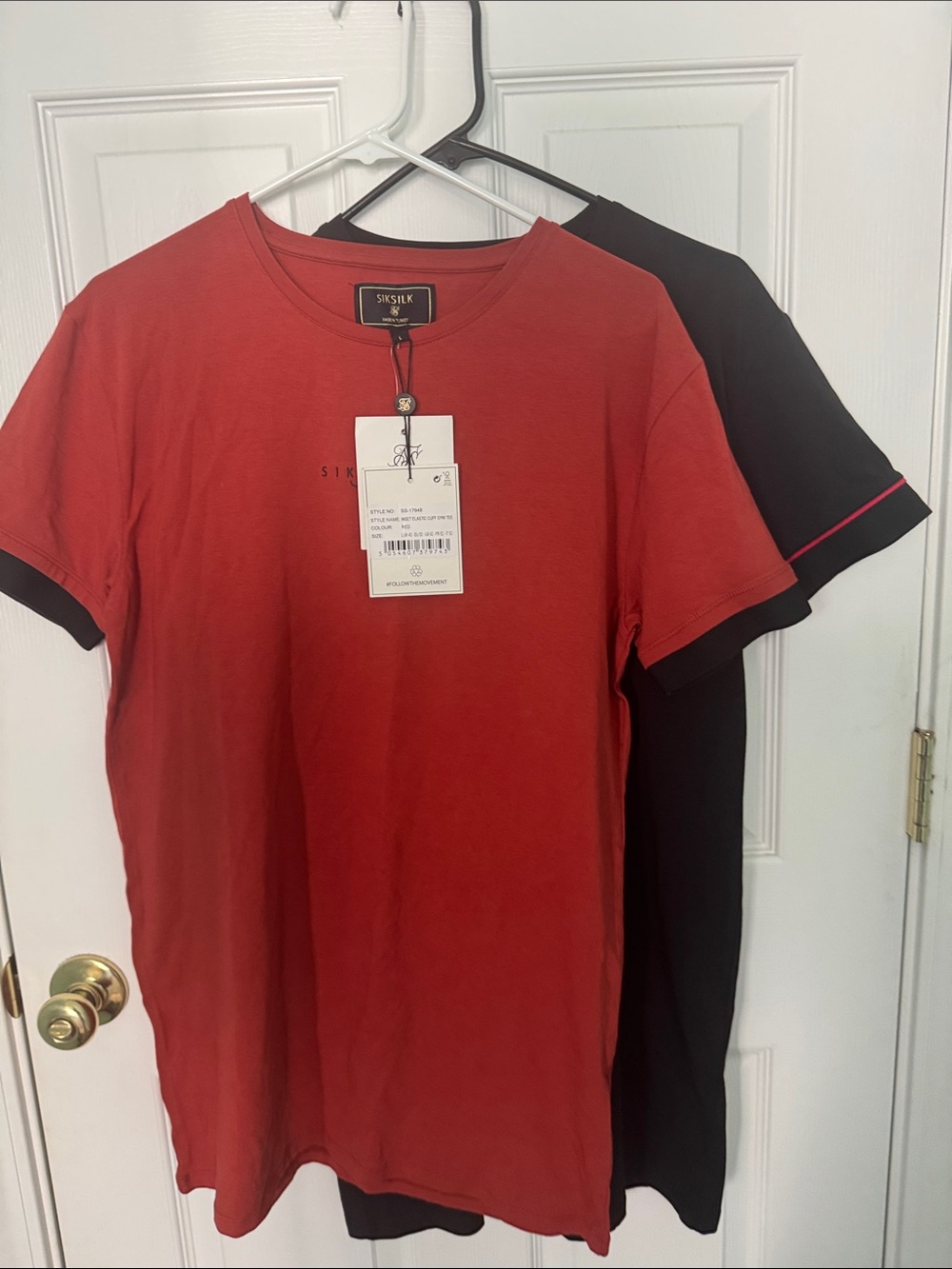 NWT! 2 SIKSILK  Men’s Red and Black T-Shirts size L
